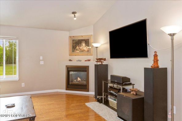 4001 E Ruth Dr, Wasilla, AK 99654